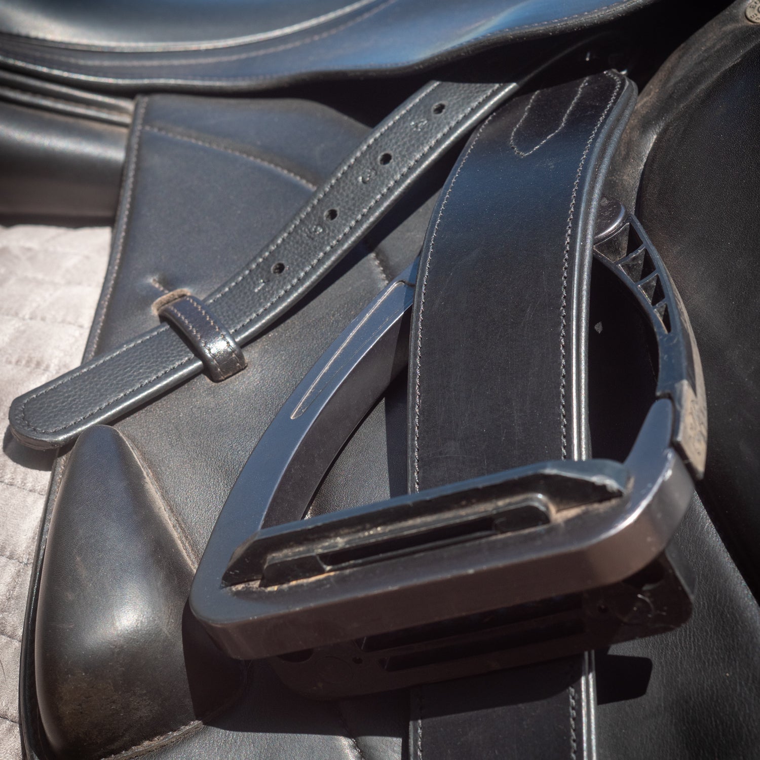 Secure-Leg Stirrup Leathers